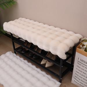 TEMU 1개, 크림 스타일 인조 토끼 버블 플러시 쿠션, 신발장 벤치 시트 쿠션, 플러시 시트 패드, 현관 벤치 시트, 신발장 매트, 의자 패드, 긴 벤치 패드. 고급 폴리에스터 소재, 추가 두꺼운 플러시, 부드럽고 폭신함, 세탁기 사용 가능, 털 빠짐 없음. 다양한 색상으로 제공, 아름답고 실용적, 홈 데코를 위한 완벽한 선택