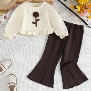 TEMU 2025년 가을 신상 여아 패션 세트. 플로럴 디자인의 긴팔 상의와 러플 엣지, 분리형 플레어 팬츠가 특징입니다. 스타일리시한 투피스 의상은 신학기 패션 및 할로윈 축하 행사, 야외 활동에 완벽합니다.