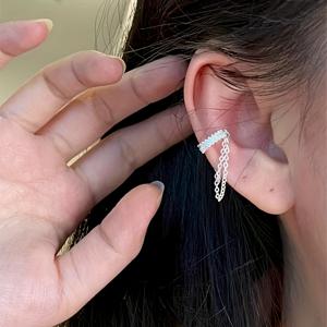 TEMU 여성용 귀걸이 체인, 세련되고 독특한 디자인으로 여성의 피어싱을 돋보이게 하며, 정교한 귀 연골 스터드 태슬 장식과 함께 제공됩니다. 새로운 귀걸이 액세서리, 귀 연골 스터드 F48