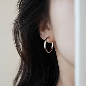 TEMU 귀여운 여성용 커피 컵 귀걸이 세트 (2개). 빈티지 스타일의 세련된 디자인으로, 독특한 감각이 돋보입니다. 이 귀걸이는 일상복, 휴가, 파티에 완벽하게 어울립니다.