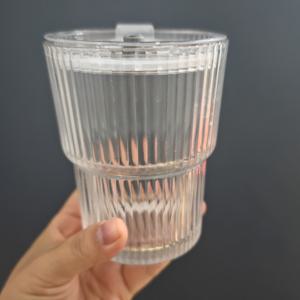 TEMU 600ml/20.29oz 및 400ml/13.5oz 유리컵 (뚜껑 포함) - 대용량, 350ml 브런치 요거트 컵, 스푼 포함 재사용 가능, 차가운 음료, 주스, 커피에 적합 - 가정, 사무실, 휴일 모임, 크리스마스 선물로 완벽