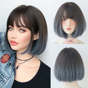 TEMU 다크 루트와 그라데이션 미스티 블루 컬러의 짧고 곧은 머리카락이 특징인 레귤러 보브 가발, 여성용 고밀도 푹신한 보브 가발, 데일리룩에 적합, 내열성 합성 섬유로 제작, 카니발 뮤직 페스티벌에 완벽