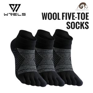 TEMU 마찰을 최소화하기 위해 엄지발가락을 분리하여 디자인된 메리노 울 양말 3켤레. 5중지 디자인, 아치 지지로 편안한 착용감, 편안하고 따뜻하며 흡습성 및 통기성이 뛰어난 짧은 양말 특징.