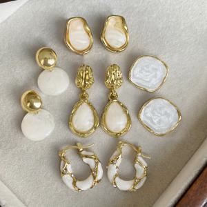 TEMU 5쌍의 라이트 럭셔리, 고급스럽고 우아한 기하학적 물방울, 패셔너블한 스타일, 데일리 감성, 캐주얼 모임에 적합한 여성 귀걸이 세트