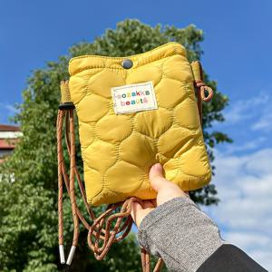 TEMU 여성용 퀼팅 크로스바디 백 | 가볍고 휴대폰에 편리한 휴대용 데일리 지갑, 안감, 자수 디테일, 버클 잠금