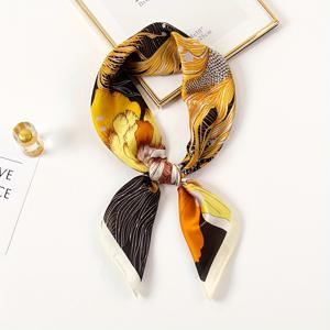 TEMU 우아한 폴리에스터 정사각 스카프, 빈티지 프린트, 비즈니스 캐주얼, 봄/여름, 간단한 디자인, 골든 & 블랙, 장식용 수건, 100% 폴리에스터, 100g/m², 깃털 없음, 외출용