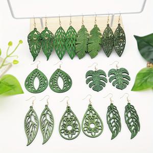 TEMU 9쌍/세트 휴가 스타일 중공 나무 기하학 귀걸이, 여성용 다재다능한 창의적인 녹색 잎사귀 멀티 세트 가벼운 목재 주얼리 캐주얼 의상용