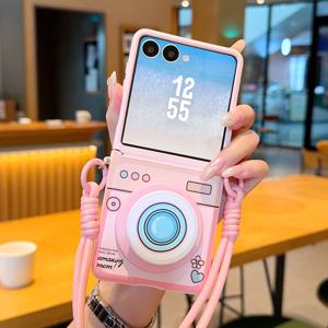 TEMU 갤럭시 Z 플립 7용 소녀 핑크 인조 카메라 귀엽고 신선한 스타일 휴대폰 케이스, 무선 마그네틱 충전 지원 + 낙하 방지 랜야드, for FLIP 7 보호 커버