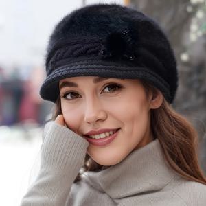 TEMU 여성용 코지 베레모 - 따뜻하고 신축성 좋은 아크릴 겨울 모자, 귀마개 포함, 스키 및 야외 모임에 완벽