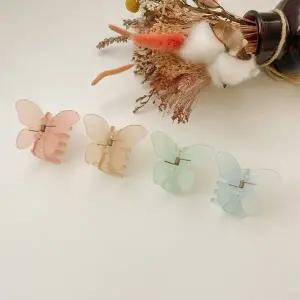 [콩심팥심]무광 마감 미니 나비 모양 헤어 집게핀 여성용 머리핀