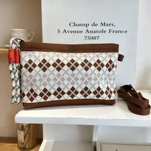 미니 HMW090V2 봄 니트 백 가방 크로스 파우치 데일리 브라운