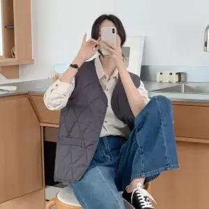 슬림핏 퀄팅 V넥 조끼 D24V405