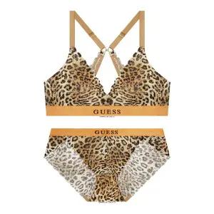 [게스언더웨어](신세계 사우스시티)호피레이스 골드밴드 브라렛 SET GDWB922