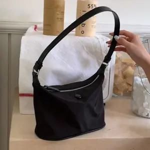 여성 캐쥬얼 나일론백 사각백 숄더백 호보백 스트랩백Y