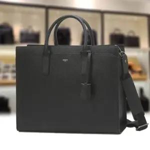 [헤지스](대전신세계)[15인치 노트북 수납가능]블랙 로고배색 소가죽 서류가방 HJBA6E650BK