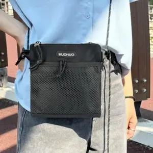 가볍고 간편한 데일리 미니 망사 크로스백