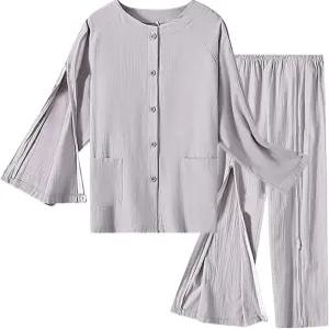 시오믈라나 침대에 누워있는 환자복 장애복 골절 세트 마비 노인 불치병 체크 스크럽에 적합합니다