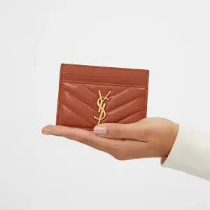 FW25 여성 카산드라 지갑 423291 AAA44 7993