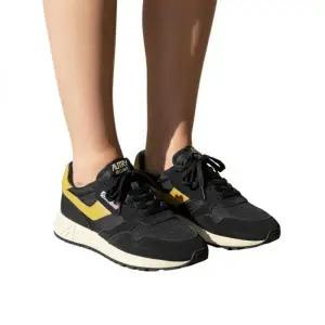 [AUTRY]오트리 릴윈드 스니커즈 블랙 WWLM UT21 153271161