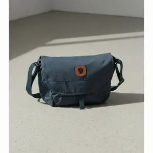 피얄라벤 그린란드 숄더백 스몰 더스크 25FW 크로스백 메신저백 23155