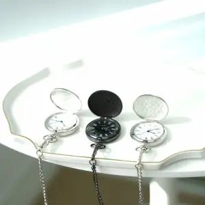 모던 실내 인테리어 실용 베이직 회중시계