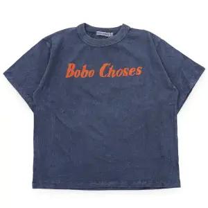 [보보쇼즈] 키즈 레터링 로고 반팔(블루) B126AC014 411