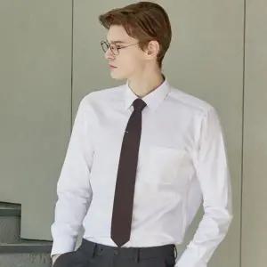 갤러리아 26SS 닥스 실크혼방 큐빅 원포인트 솔리드 넥타이 DMG1ACF1216WO