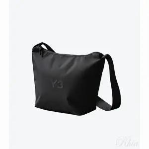 [Y-3]와이쓰리 요지야마모토 블랙 스몰 크로스백 JW6216 152102949