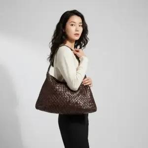 드래곤 디퓨전 바로배송) 26시즌 드래곤백 산타 마리아 다크브라운 8700