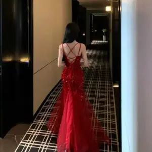 페브레로 원피스 치마 레드 롱 빈티지 파티 드레스 생일 나시 민소매 머메이드 스팽글 UNO1