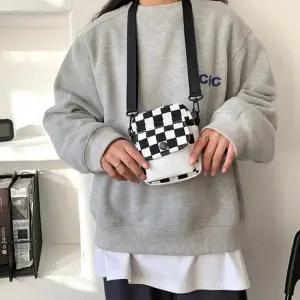 SLT-A09 가방 크로스백 버스카드 미니 카드