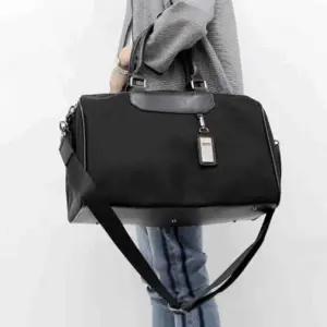 [모두쇼핑]남성 헬스 여행 출장 가방 신상 더플백 운동 보스턴백 헬스가방 요즘유행하는가방 남자핸드백 남