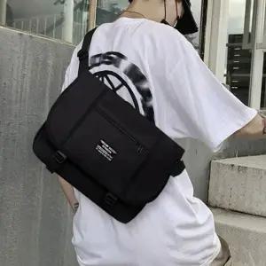 여행가방 캐리어 배낭 메쉬 포켓 심플 크로스백 메신저