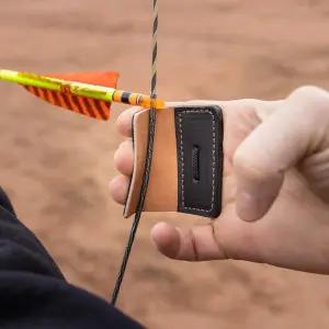 오른손용 윈드풀로고 소 가죽 양궁 손가락 탭 긴 활 손 보호대