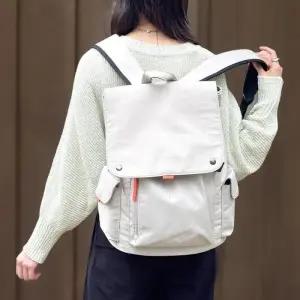 [신상오픈런]여성 경량 나일론 백팩 포켓 디자인 스트리트 패션 학생용 (38284409)