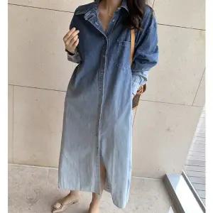 그라데이션 컬링 루즈핏 데님 원피스