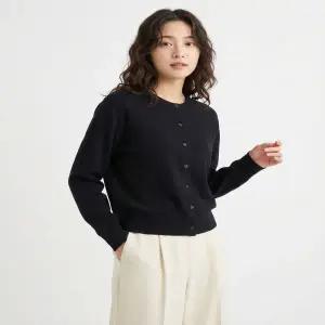 SPAO 소프트얀 여성 라운드넥 카디건_SPCKG23W01