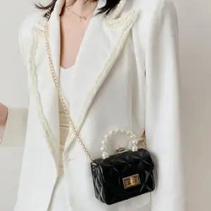 여성작은미니백 진주핸들 귀여운 미니백 초미니 체인 크로스백 토트백