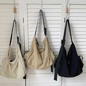 슬링백가방 나일론 크로스 바디백 사이드포켓 남녀공용 캐주얼백