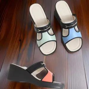 [신상오픈런]여성 메탈 디테일 스트랩 앞트임 힐 샌들 (32331494)