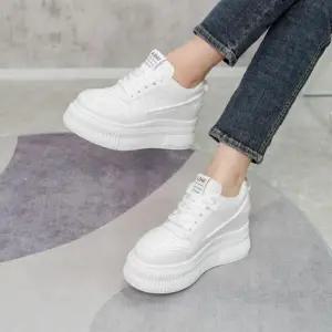 [하프클럽/다잇템]여자 플랫폼 클래식 봄신상 트렌디 운동화