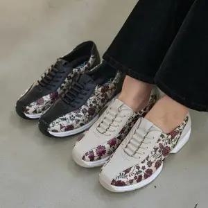 [하프클럽/다잇템]여자 코지 클래식 레더 플로럴 패턴 스니커즈