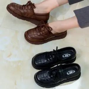 [옷자락]여자 클래식 데일리 편안한 통굽 슈즈