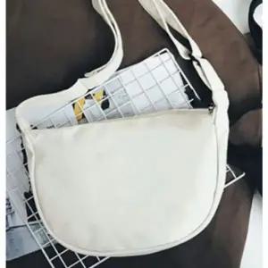 [셀러에이드]크로스백(무지에코백가방)키링여행용남성여성휴대용반달에코백크