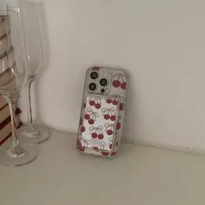 메이드모먼 ribbon cherry 디자인 맥세이프 투명 카드지갑