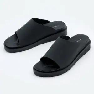 남자 베이직 슬리퍼 키높이 와이드스트랩 여름 사무실 남성슬리퍼 편한슬리퍼