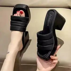 웨지 굽신발 사무실용 여성 키높이 슬리퍼 학교 통굽