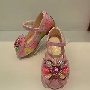 [셀러허브 1]탈렌트키즈 홈플러스몰14 구두 무지개하트 탈렌트키즈 쁘띠앙팡 TSV51HSH10 (11108713)