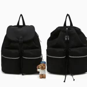 [헤지스]블랙 나일론 패딩 투웨이 백팩M(퍼피참SET) HIBA5EH03_s
