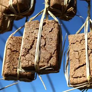 100% 국내산 전통 방식으로 제조한 메주 가루 1kg